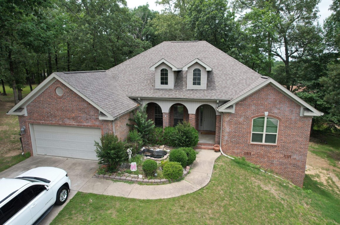 will asphalt shingles add home value in Little Rock